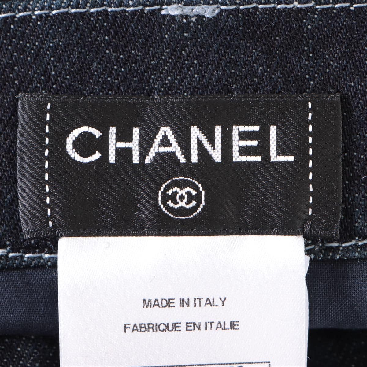 Chanel Coco Button P51 Cotton Short pants 34 Ladies' Blue indigo