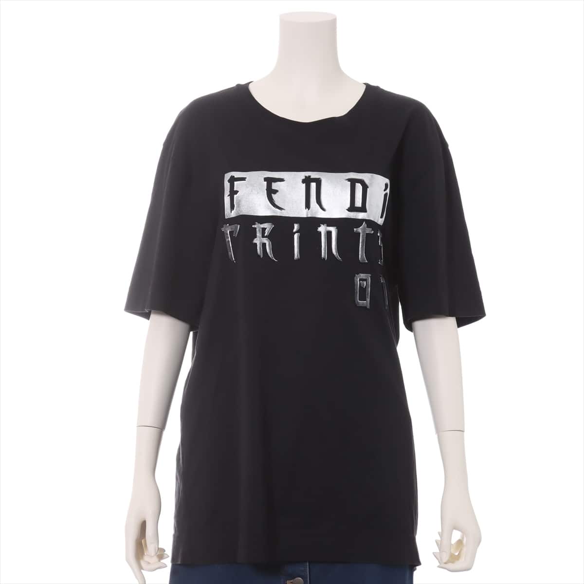 Fendi Cotton T-shirt M Ladies' Black  PRINTS ON Nicky Minaj There are threads, perfume leftovers, and holes