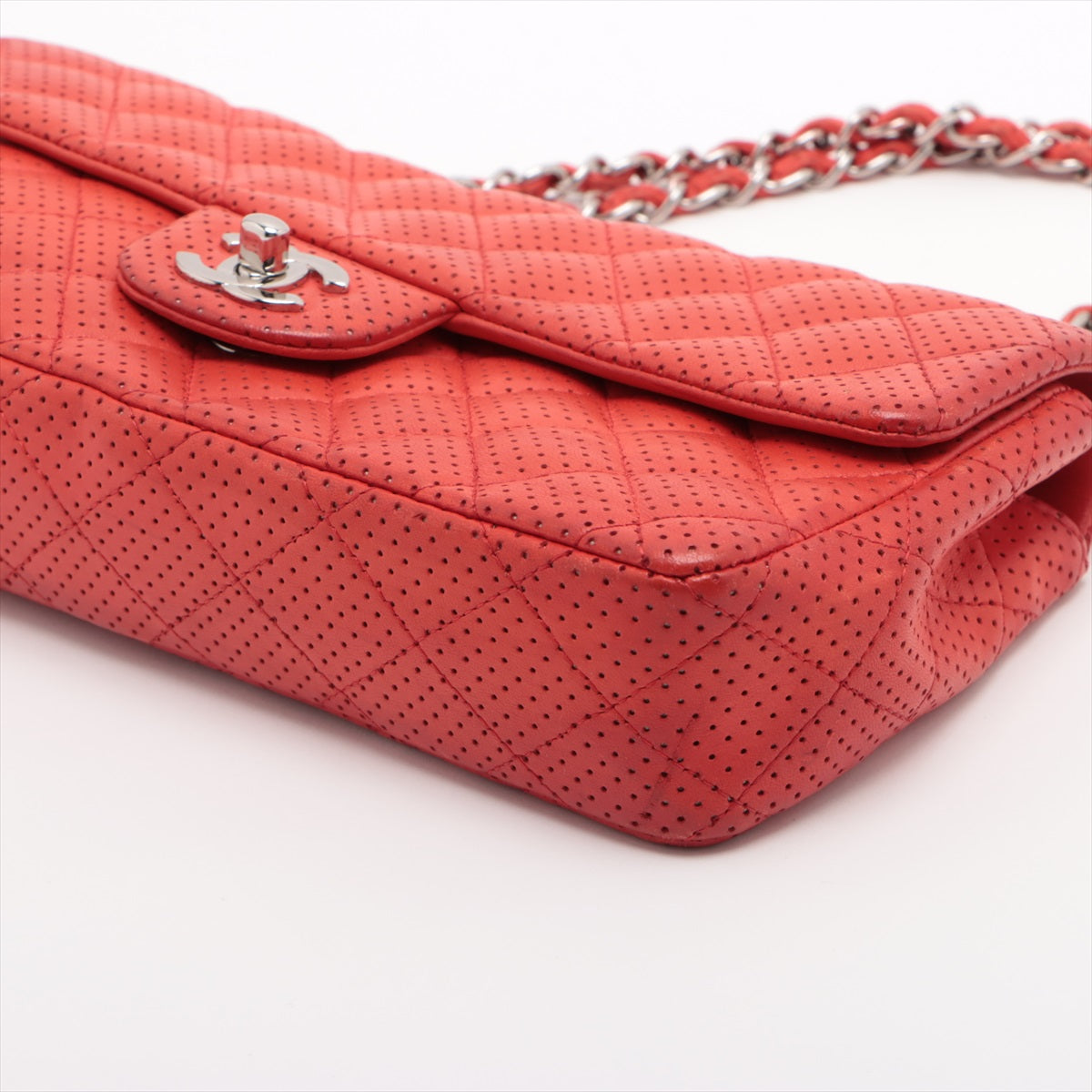 Chanel Matelasse Punching leather Single Flap Single Chain Bag Red Silver Metal Fittings 11XXXXXX