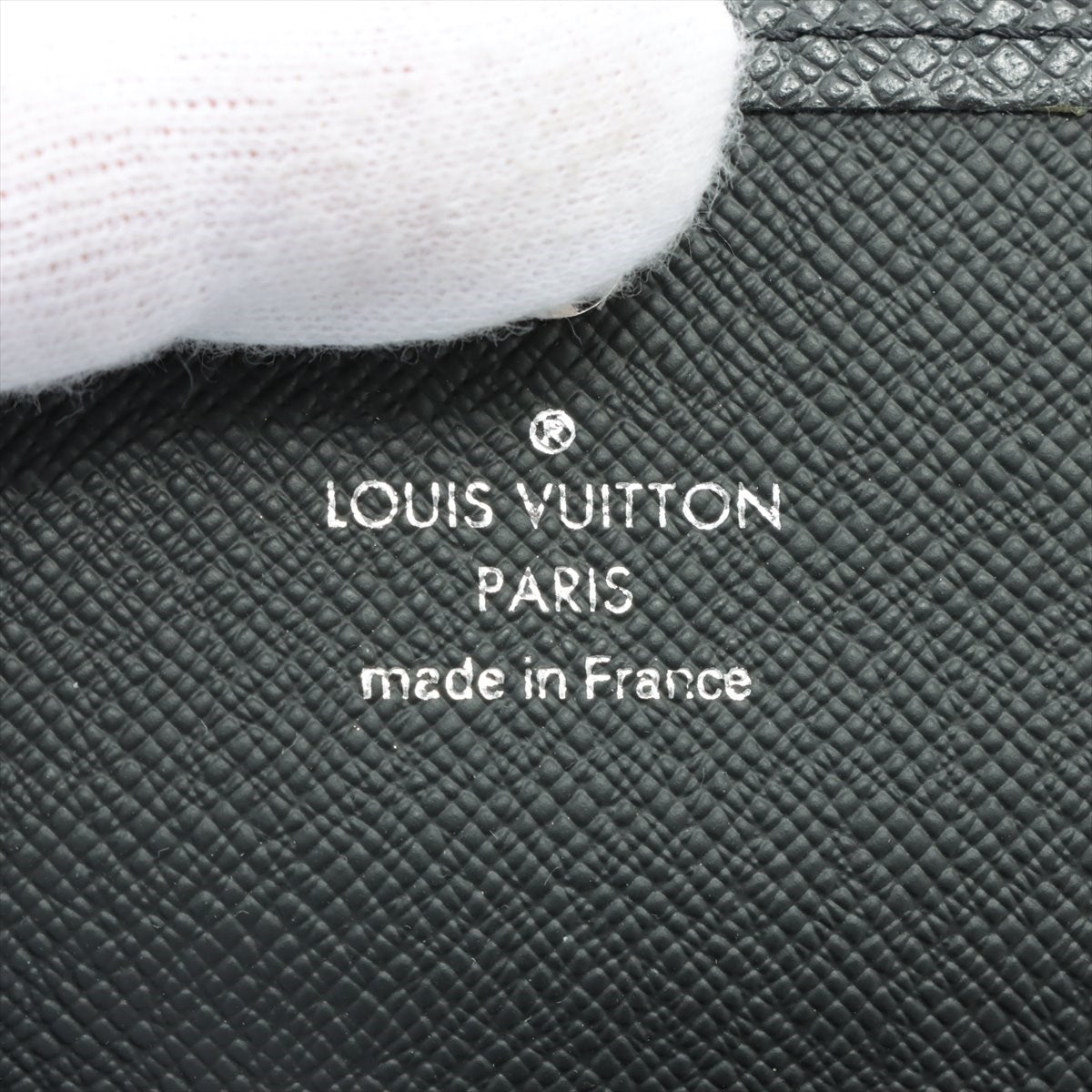 Louis Vuitton Taiga Multiclés 6 M30500 Ardoise Key case