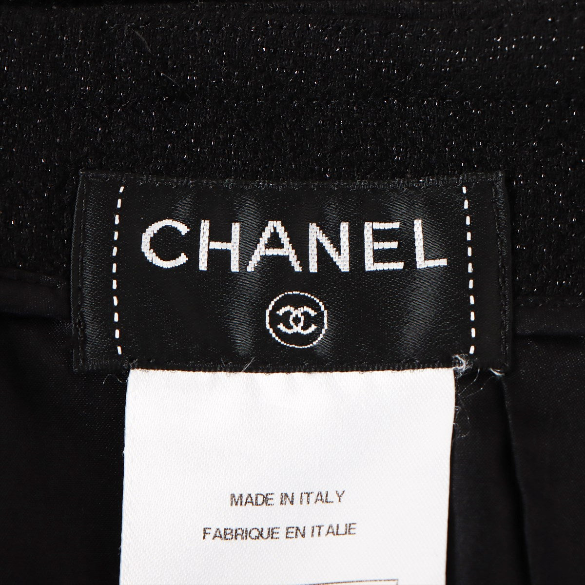 Chanel Coco Button Wool & nylon Skirt 34 Black  P49919V36898