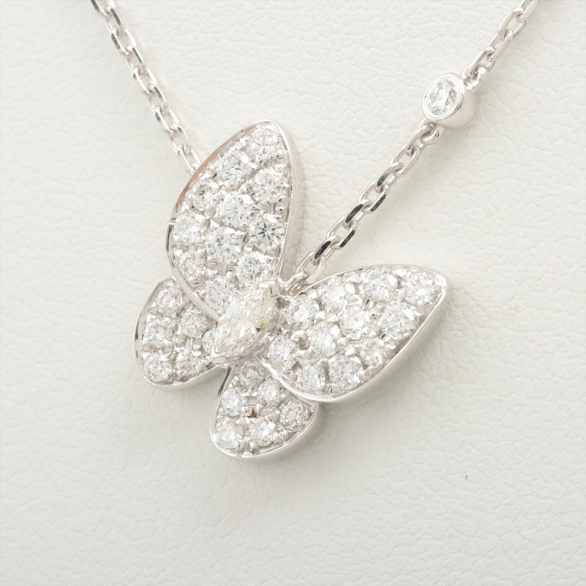 Van Cleef & Arpels Doo Papillon diamond Necklace 750(WG) 5.3g