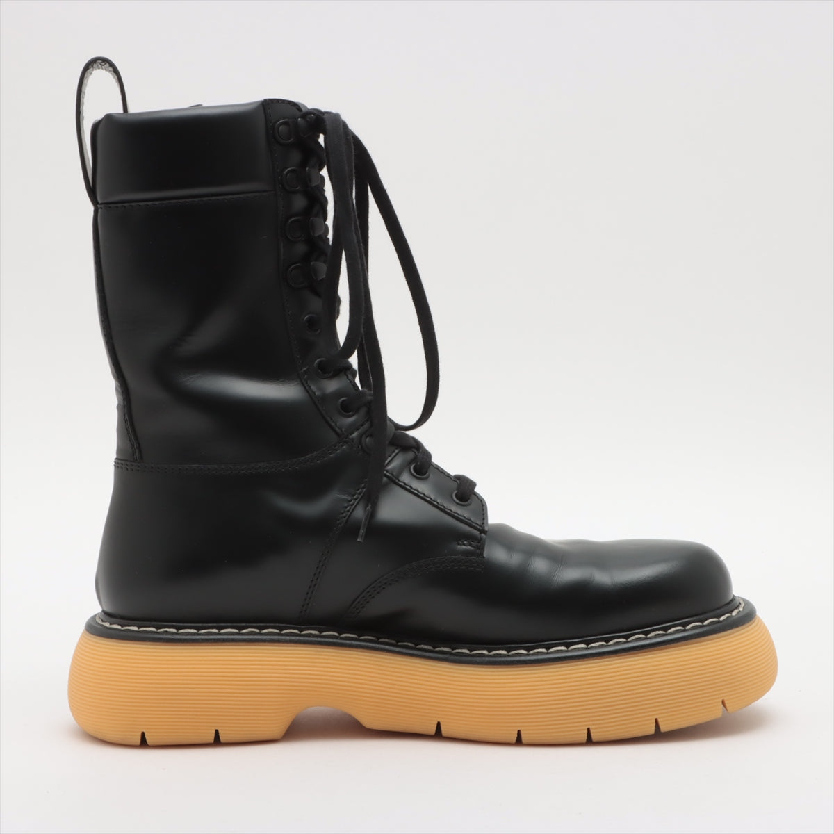 Bottega Veneta Leather Boots 42 Men's Black The Bounce Is there a replacement string There is a thread on the upper