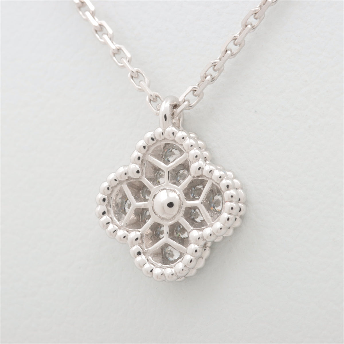 Van Cleef & Arpels Sweet Alhambra diamond Necklace 750(WG) 3.3g VCAR085900