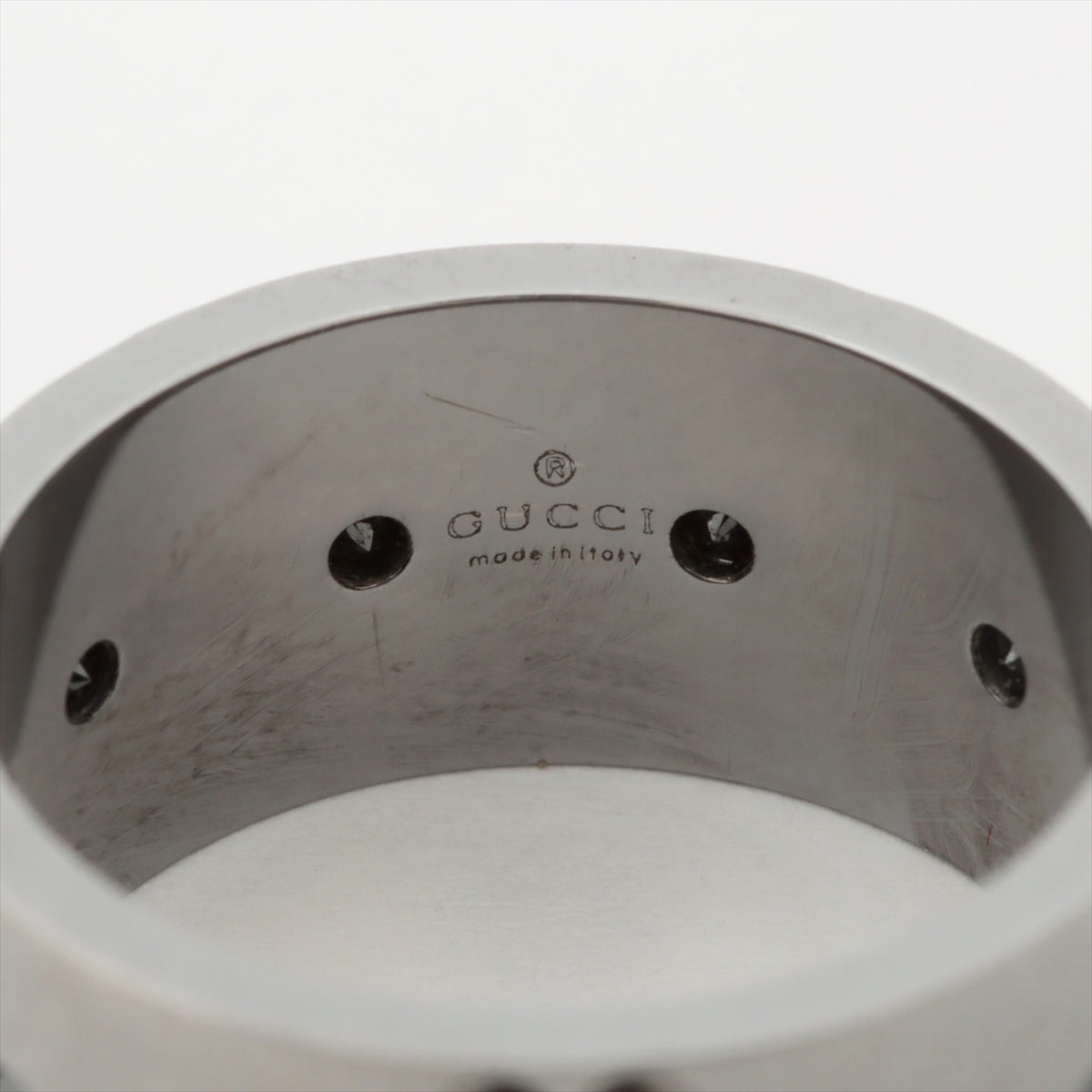 Gucci Icon Wide Black diamond rings 750(WG) 10.0g 12 diamond Small cracks Small shaved Coating peeling