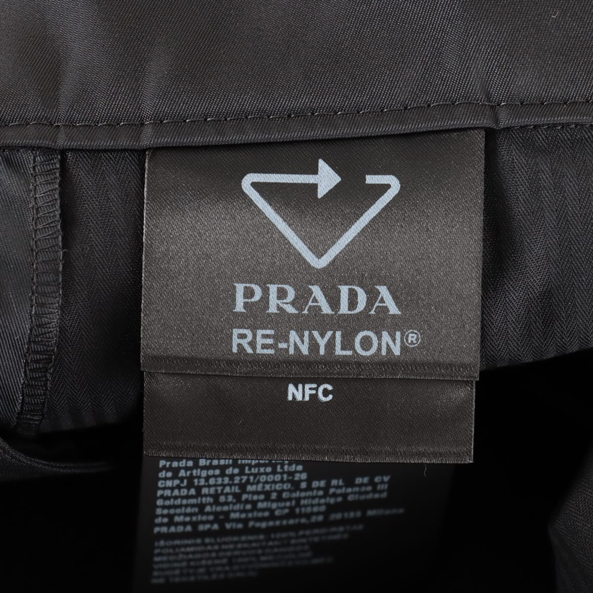 Prada Re Nylon Re Nylon 23 years Nylon Pants 48 Men's Black  Bermuda shorts Triangular logo plate