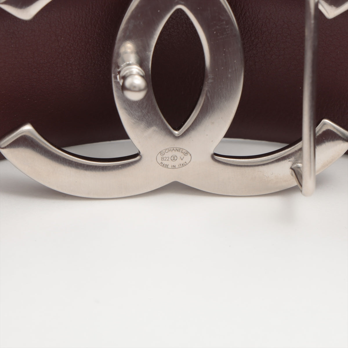 Chanel Coco Mark B22V Belt GP & leather Bordeaux x black