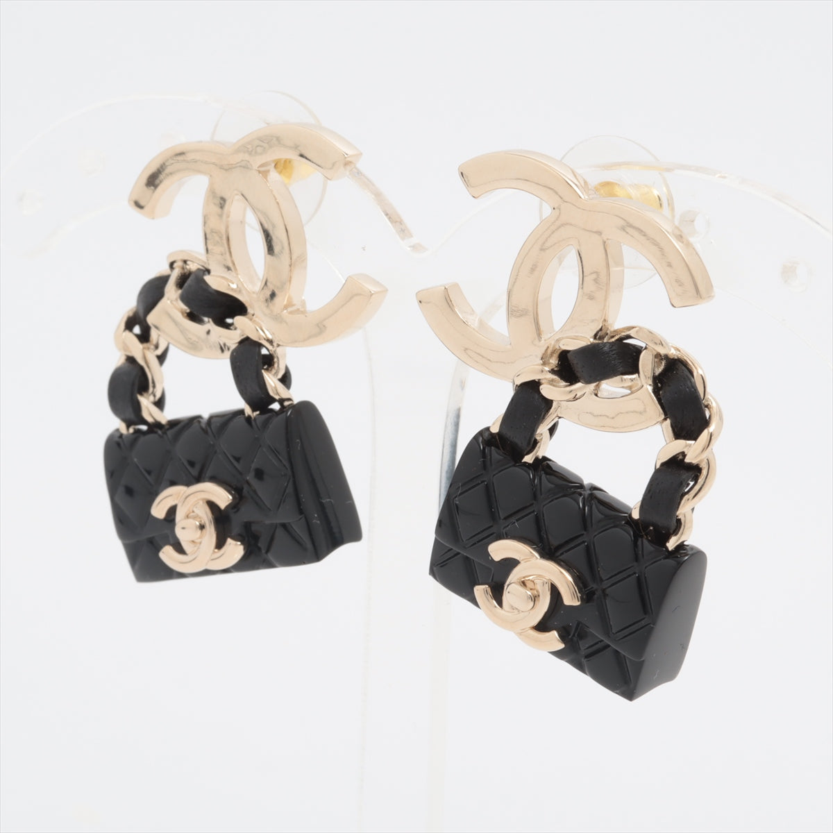 Chanel Matelasse B23C Piercing jewelry (for both ears) GP & leather Black×Gold