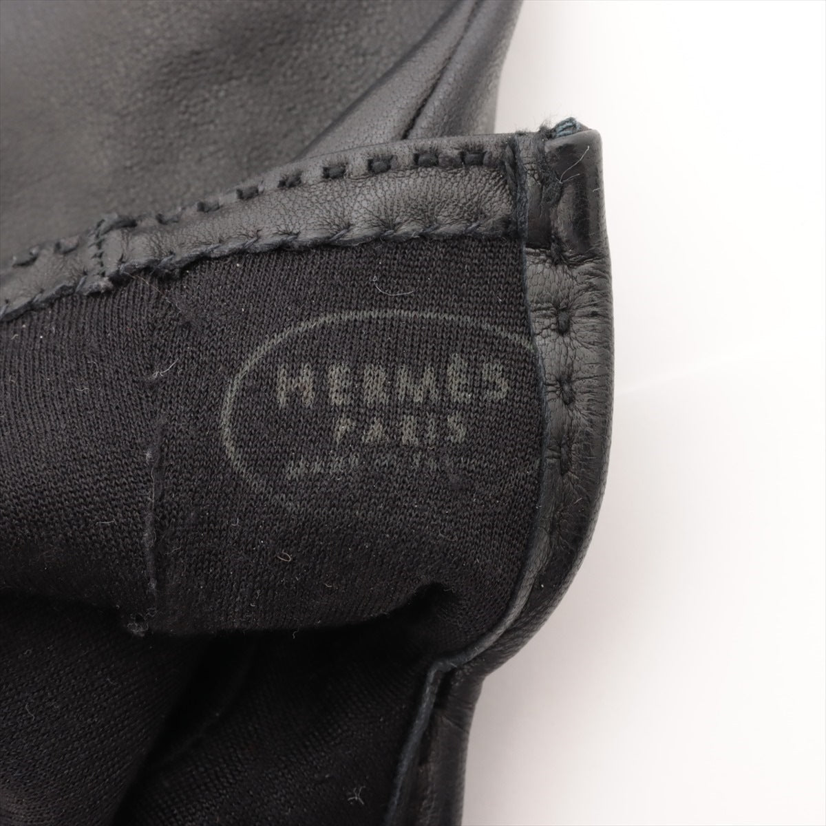 Hermès Kelly Grove Leather Black Scratched Wears Stained Frayed