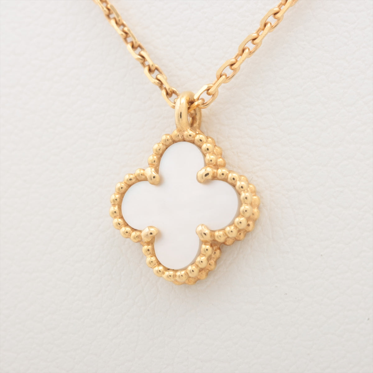 Van Cleef & Arpels Sweet Alhambra shells Necklace 750(YG) 2.9g