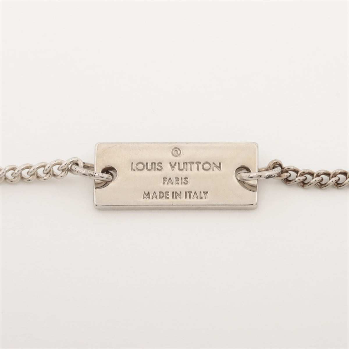 Pre-Owned Louis Vuitton Collie Plaque Monogram Eclipse Plate Necklace |  STORE 5a Luxury Preowned Goods