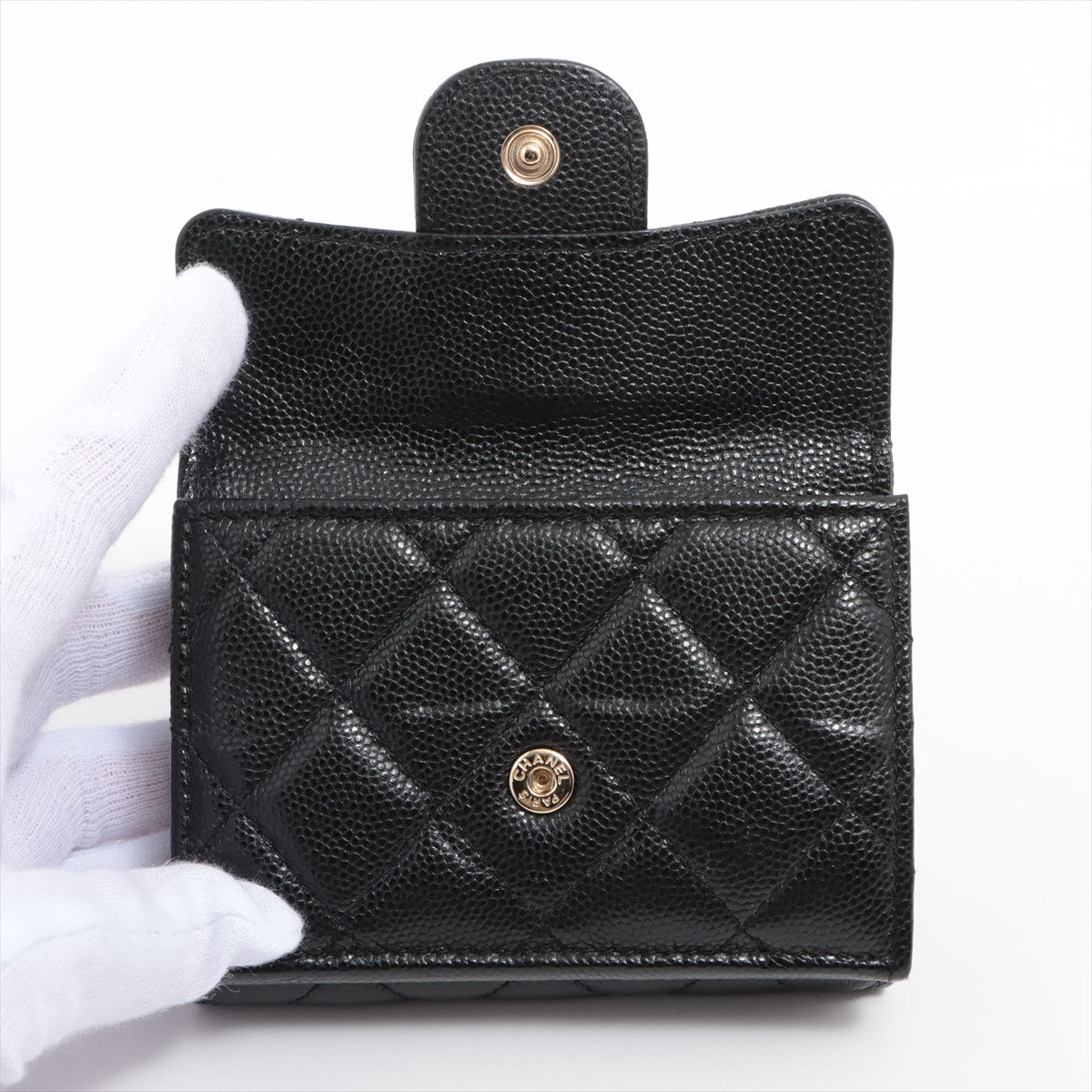 Chanel Matelasse Caviarskin Compact Wallet Black Gold Metal fittings 32 series