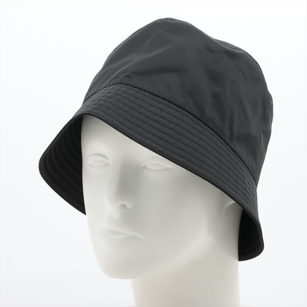 Prada 1HC137 Re Nylon Re Nylon Bucket Hat L Polyamide Black Tessuto