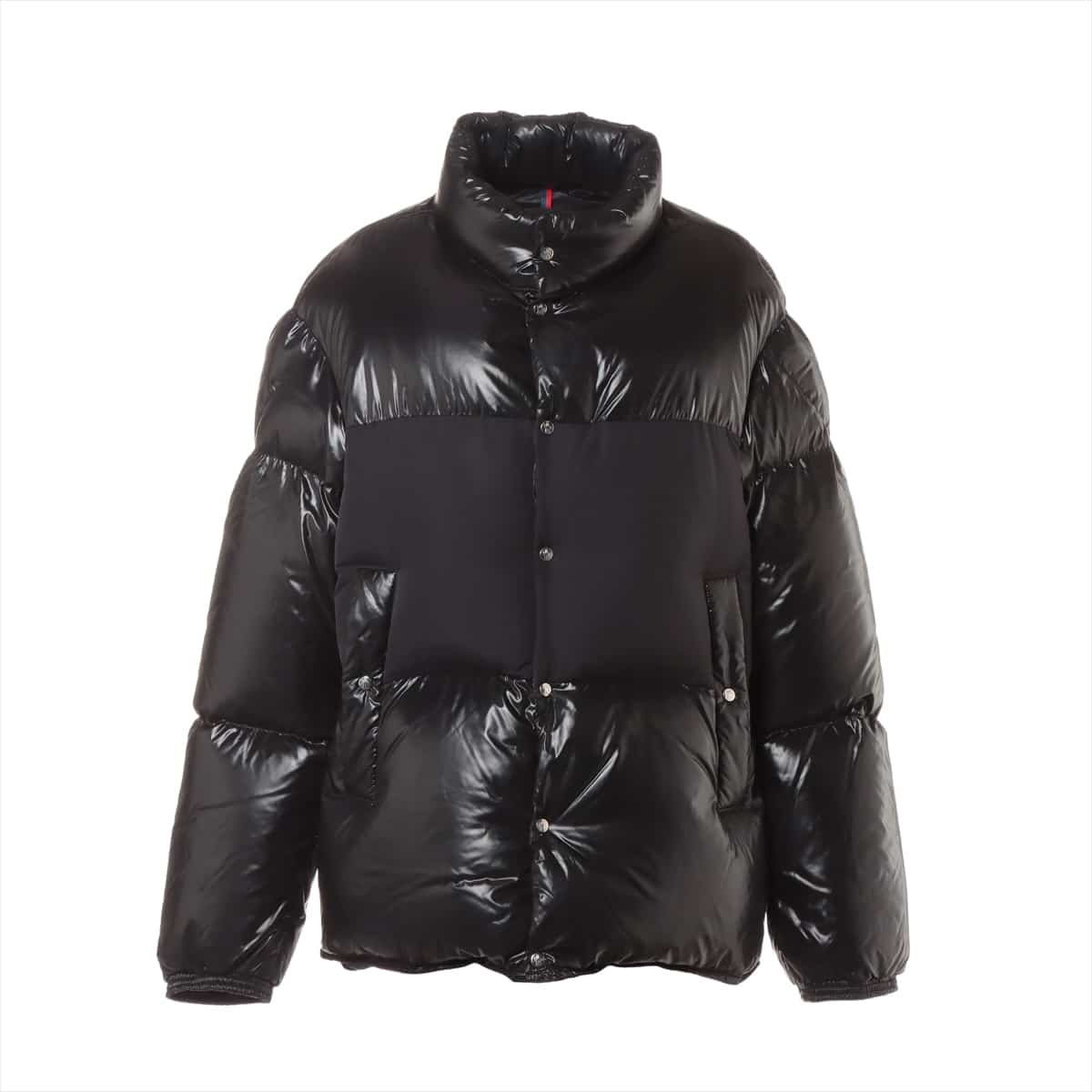 Moncler AYNARD 17 years Nylon Down jacket 4 Black  There is a big thread around the back