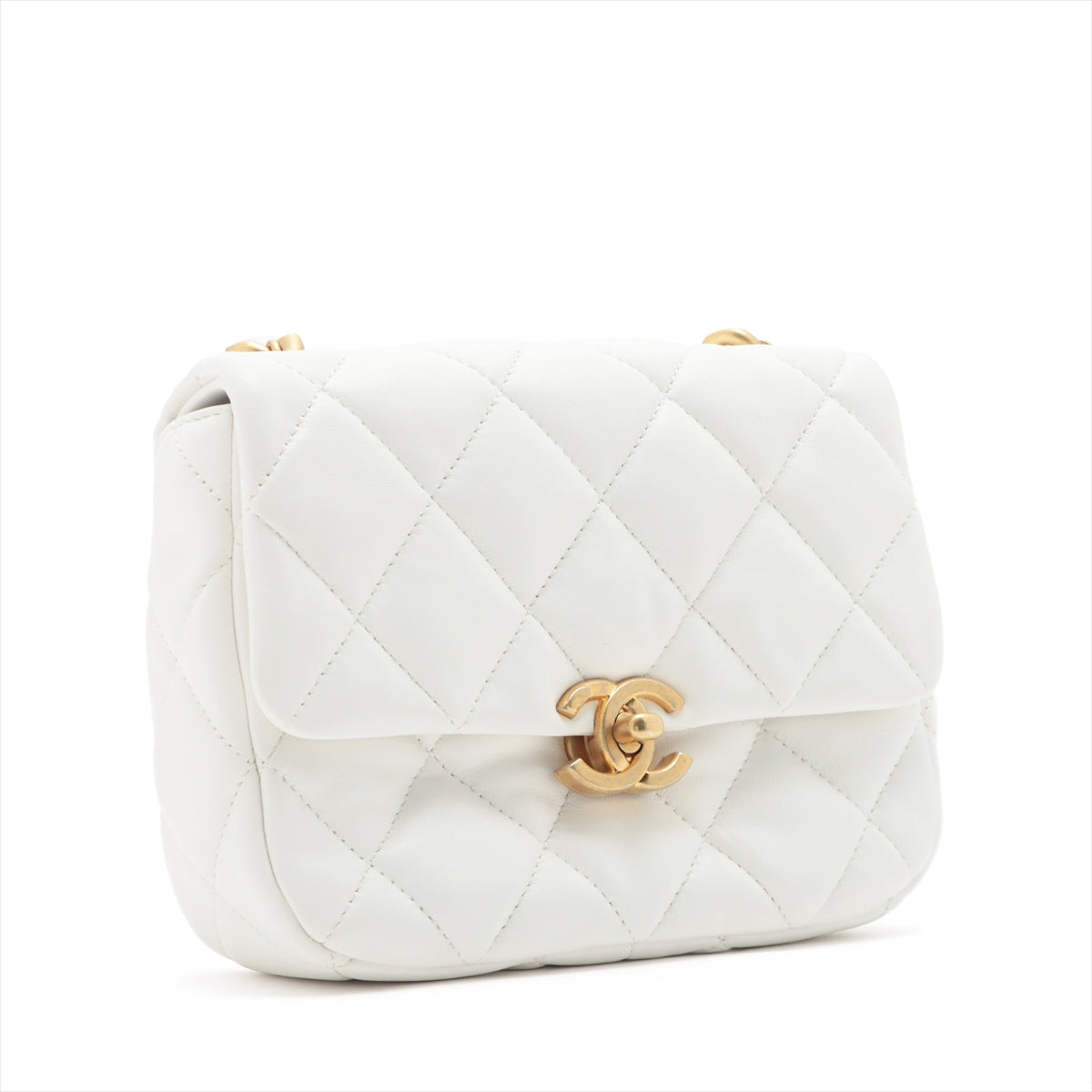 Chanel Mini Matelasse Ram leather Single flap single chain bag White Gold Metal fittings There is an IC chip
