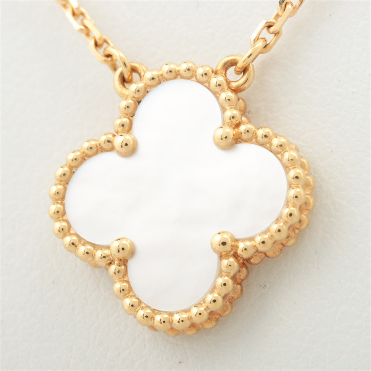 Van Cleef & Arpels Vintage Alhambra shells Necklace 750(YG) 5.1g