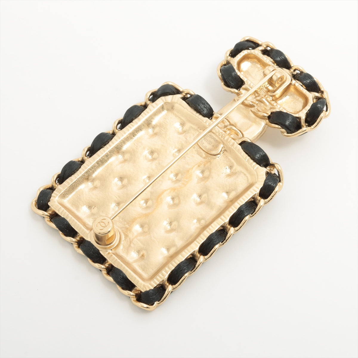 Chanel B23A Brooch GP & leather Gold