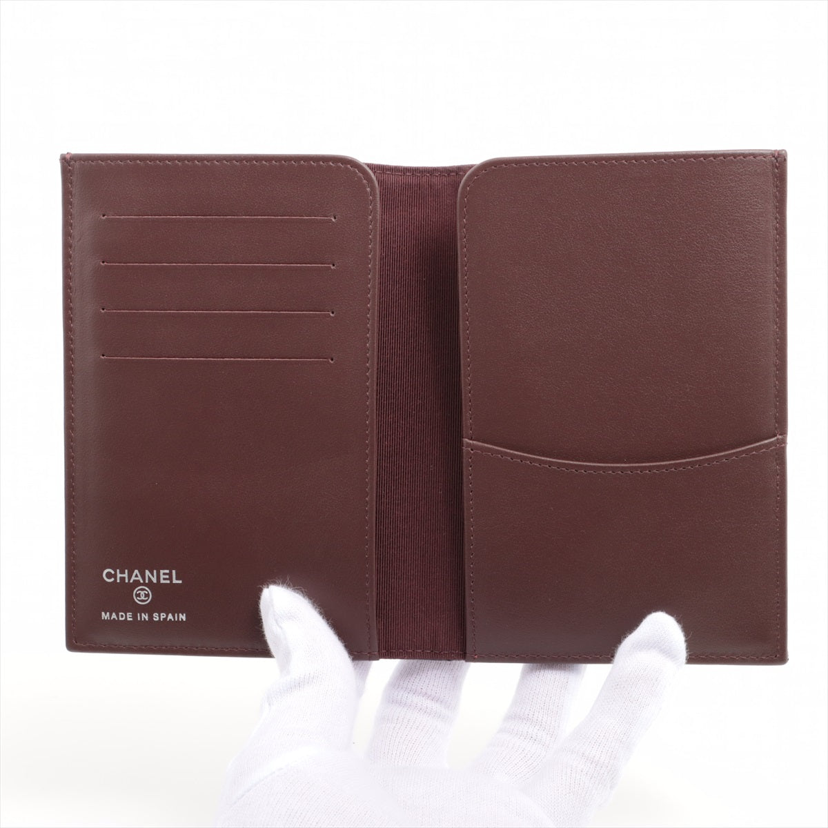 Chanel Matelasse Caviarskin Notebook cover Black Silver Metal fittings 30 Passport case