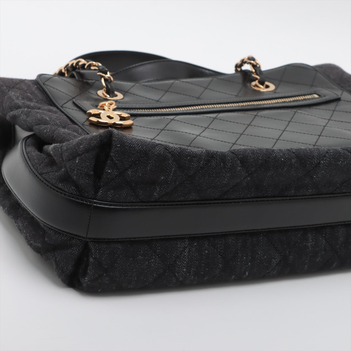 Chanel Matelasse Denim & leather 2way handbag Black Gold Metal fittings 23XXXXXX A93559